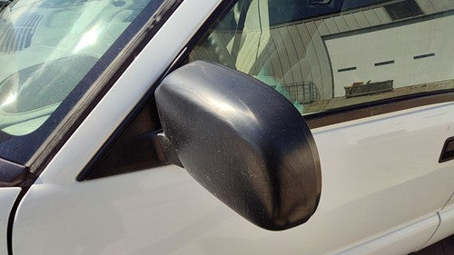 1999-2005 S10 Blazer Driver Left Side Mirror Door Mounted Oem 15105941