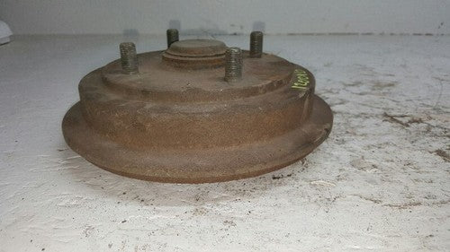 1995-2001 Chevy Geo Metro Wheel Hub Rear 30017618