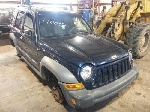 2005-2007 Jeep Liberty Driver Left Headlight Front Oem 55157141Aa