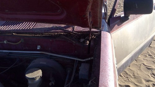 1981-1987 Isuzu Pup Pickup Driver Left Hood Hinge Assembly Oem Red 94217433