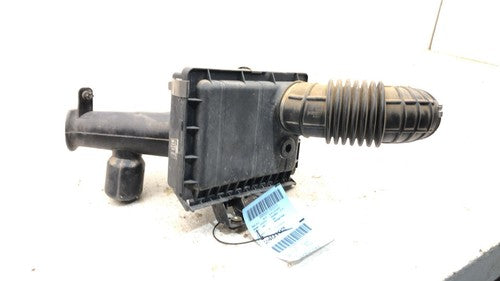 91-93 Park Ave Complete Air Intake Filter Box Housing Wth Tube 3.8L Supercharged