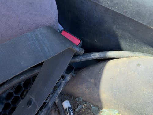 06-12 Eclipse Passenger Right Front Seat Belt Buckle Receiver Bucket Coupe Gray