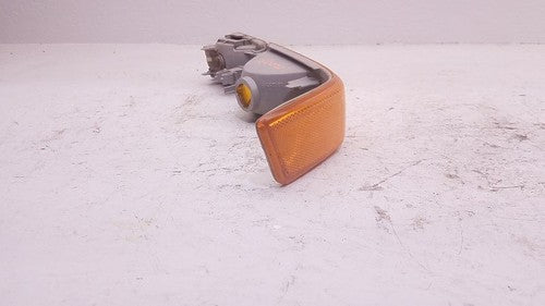1998-2005 Chevy S10 Blazer Driver Left Turn Signal Lamp Lens Park Light Oem