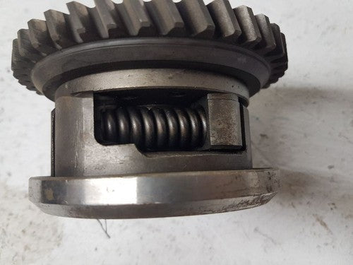 1982 Volvo 720 Injector Pump Drive Gear Assembly Timing 2.2L Diesel 105622-0770