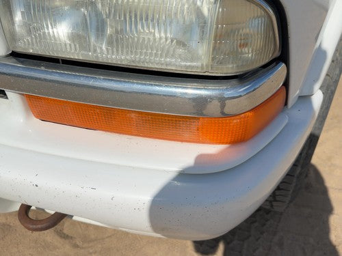 98-05 S10 Blazer Driver Left Front Turn Signal Light Lamp Oem Fender Mounted