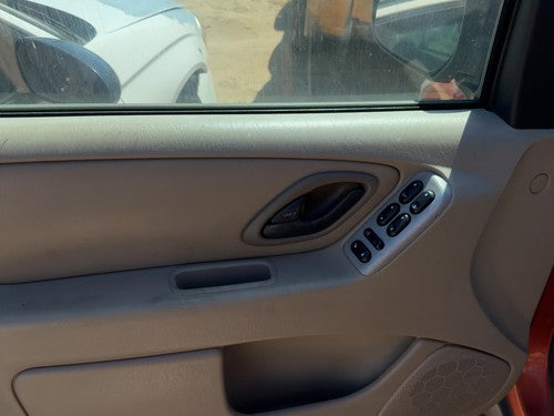 05-06 Escape Driver Left Front Door Trim Panel With Master Switch Pebble Tan Ah