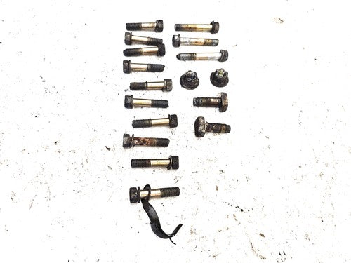 86-97 Nissan Hardbody Pickup Transfer Case Bolts Hardware