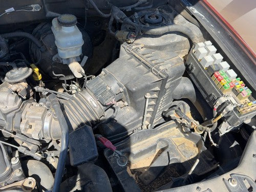 05-07 Escape Complete Air Intake Cleaner Filter Box Housing With Tube Oem 3.0L