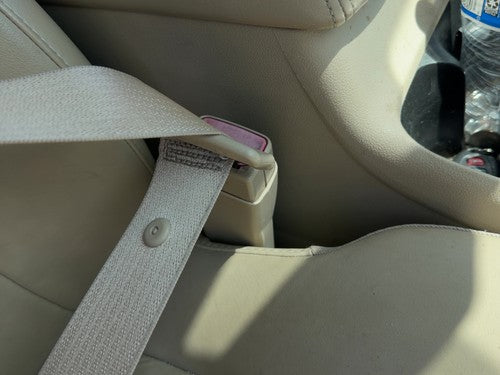 09-12 Impala Passenger Right Front Seat Belt Buckle Receiver Oem Neutral 522