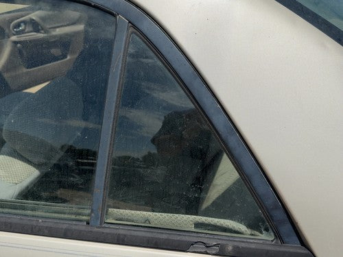 99-03 Protege Dx Driver Left Rear Vent Window Back Door Glass With Frame Oem