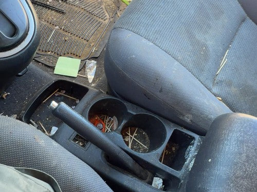 2003-2008 Toyota Matrix Xr Center Console Assembly Oem Arm Rest Fold Down