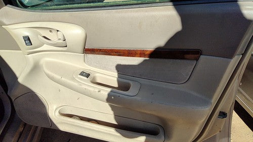 01-05 Impala Passenger Right Front Door Trim Panel With Switches Neutral 52D