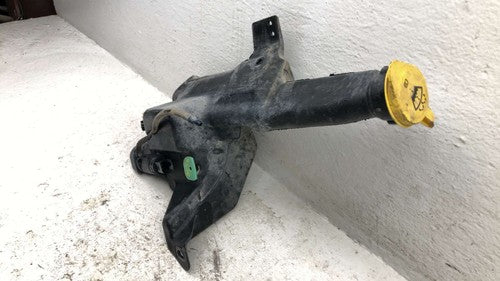 2015-2018 Dodge Ram 4500 Windshield Washer Fluid Reservoir With Pump Oem Wiper