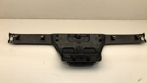 2009 Pontaic G6 Convertible Rear Seat Filler Panel Center Seat Belt Guide Cover