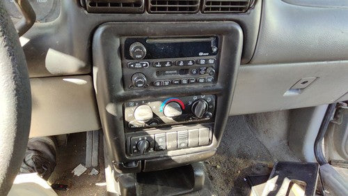 2000 Chevy Venture Trim Bezel Around Radio Surround Dash Panel Oem Gray 10408067