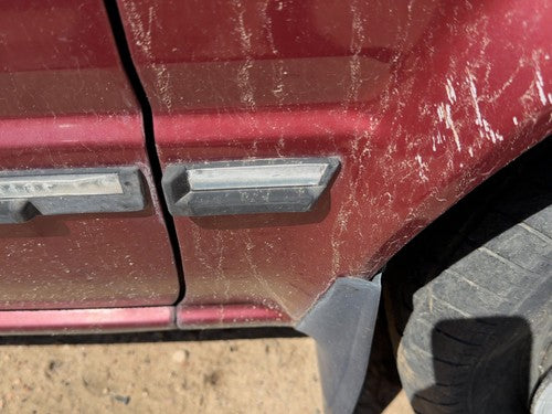 1985-1988 Nissan Maxima Passenger Right Moulding From Fender Oem Trim Strip