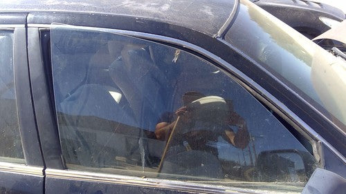 1992-1996 Toyota Camry Passenger Right Front Side Window Door Glass Oem