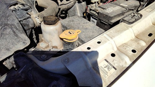 2015-2018 Dodge Ram 4500 Windshield Washer Fluid Reservoir With Pump Oem Wiper