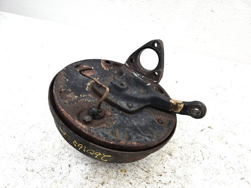 71-73 Super Beetle Passenger Right Front Spindle Steering Knuckle With Wheel Hub