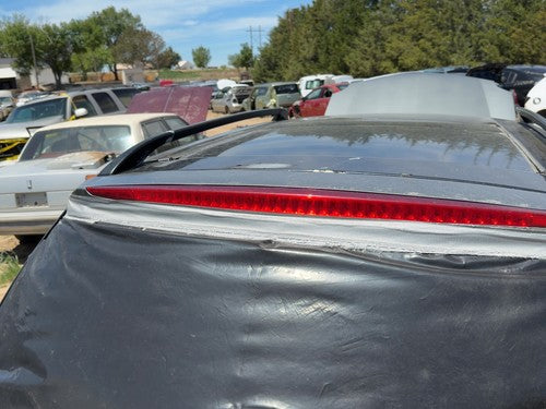 2004-2009 Cadillac Srx Third Brake Light Middle Lamp Oem