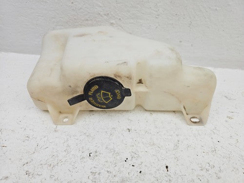 90-97 Town Car Windshield Washer Fluid Reservoir With Pump Oem Wiper Tank
