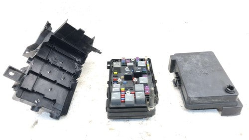 2006 Chevy Cobalt Engine Fuse Box 2.4L 15269048