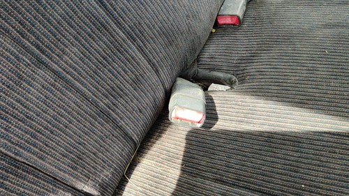 1999-03 S10 Pickup Passenger Right Front Seat Belt Buckle Receiver Oem Gray 12D