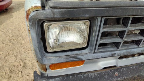 1983-1988 Ford Ranger Passenger Right Head Light Oem Front Lamp E3tz13008a
