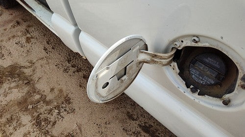 96-03 S10 Pickup Fuel Tank Door With Hinge Gas Lid Oem Filler White 50U 15023050