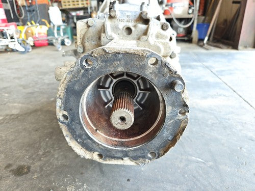 1987-1996 Ford F250 Zf 5 Speed Manual Transmission 4X4 7.3L Diesel Oem
