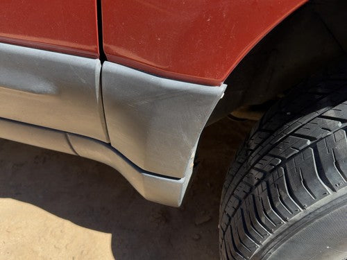 2001-2007 Ford Escape Passenger Right Moulding From Fender Oem Trim Strip Lower