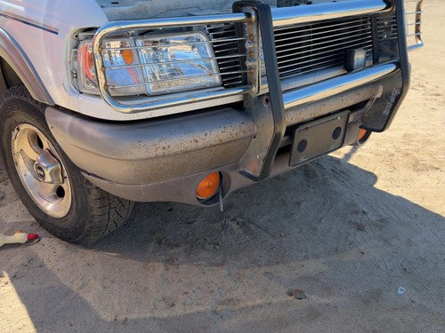 1993-1997 Ford Ranger Front Bumper With Brackets Assembly Oem F37Z17757D