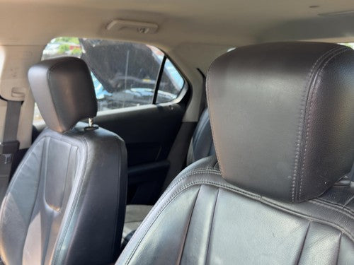 10-17 Chevy Equinox Pair Of Front Headrests Oem Left Right Set Seat Black 01A