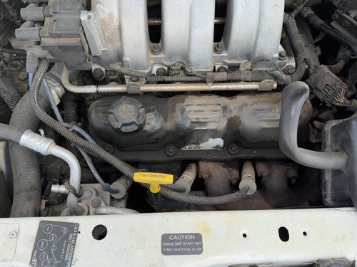 1996-2000 Chrysler Town & Country Driver Left Valve Cover Oem 3.3L 4781449Aa