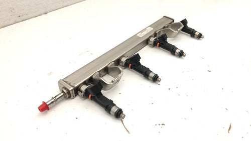 2008-2011 Ford Focus Complete Fuel Rail With Injectors Set Loaded Oem 2.0L