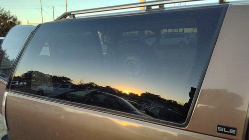 1992-1999 Chevy Suburban Passenger Right Rear Quarter Glass Back Side Window Oem