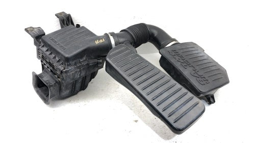 04-09 Durango Complete Air Intake Cleaner Filter Box Housing With Tube 4.7L