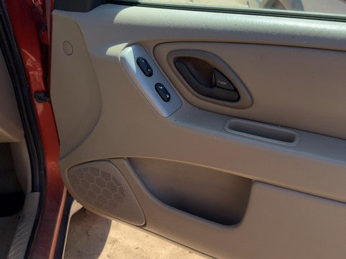 05-06 Escape Passenger Right Front Door Trim Panel With Switches Pebble Tan Ah