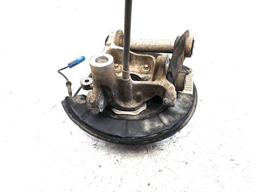 2001-2002 Bmw 530I Passenger Right Rear Knuckle Assembly Stub Axle With Hub Oem