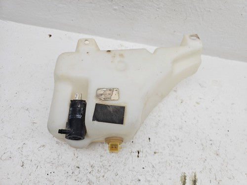 90-97 Town Car Windshield Washer Fluid Reservoir With Pump Oem Wiper Tank