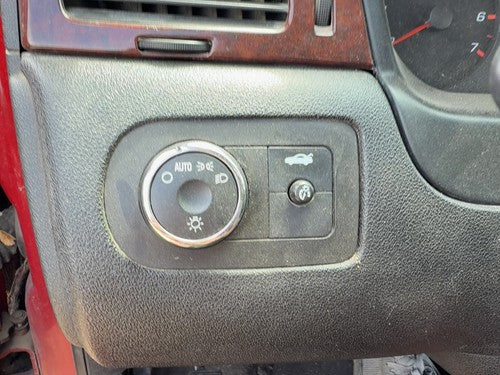 06-11 Chevy Impala Headlight Switch with Dimmer Trunk Release Ebony OEM 25821302