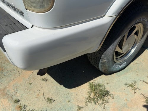 1998-2005 Chevy S10 Blazer Passenger Right Rear Bumper End Cap OEM 12472164