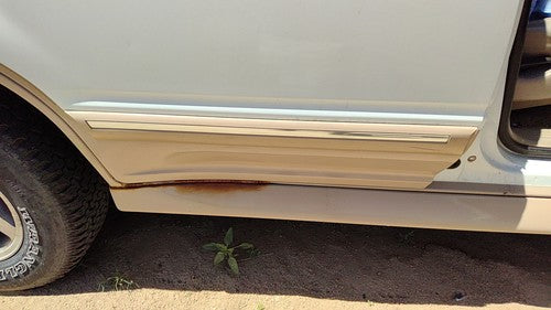 1993 Ford Explorer Passenger Right Rear Moulding From Door Back Trim Strip White