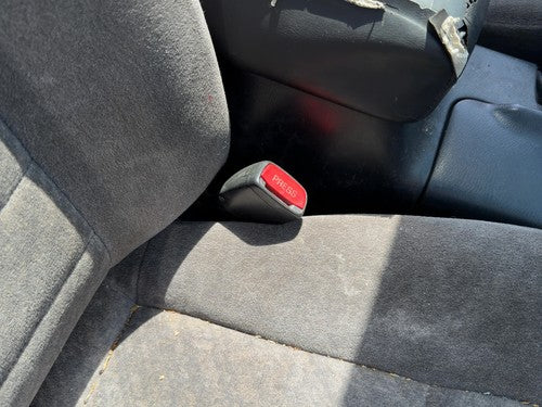 1998 Nissan Maxima Passenger Right Front Seat Belt Buckle Receiver Oem Black