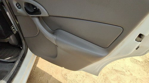 00-03 Focus Station Wagon Passenger Right Rear Inside Door Trim Panel Switches
