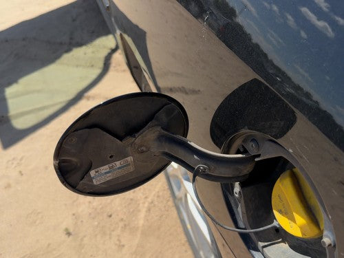 2006-2016 Chevy Impala Fuel Tank Door With Hinge Gas Lid Oem Filler Black 41U