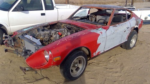 71 Nissan Datsun 240Z Passenger Right Rear Knuckle Hub Strut Knee Back Assembly