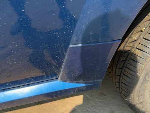 04-05 Vue Redline Driver Left Rear Moulding From Door Oem Back Pacific Blue 91U