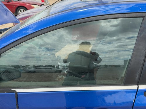 2007-2012 Nissan Sentra Driver Left Front Side Window Door Glass Oem 80301Et000