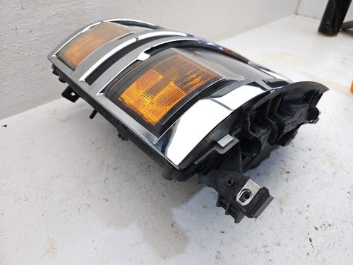 2014-2015 Silverado 1500 Passenger Right Head Light Oem Front Lamp 23380551